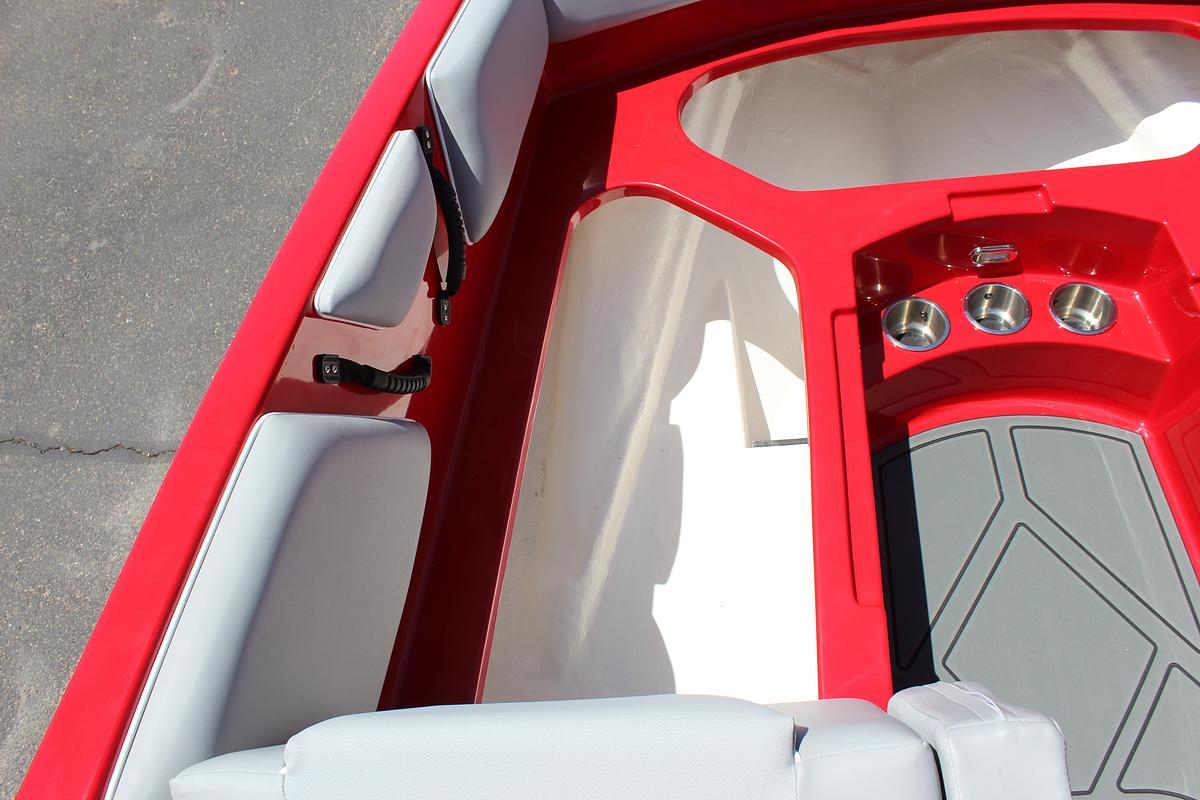 2025 Heyday Wake Boats WTSURF