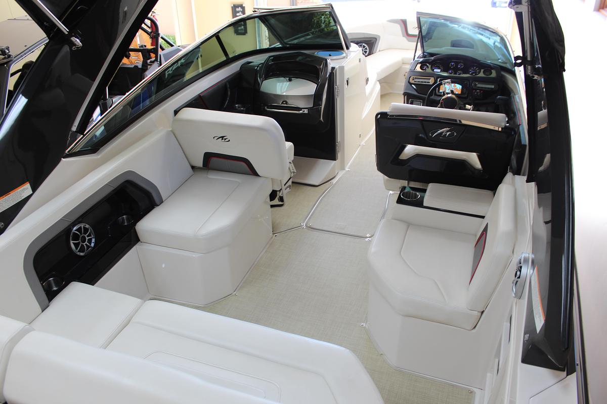 Used 2014 Monterey 288SS