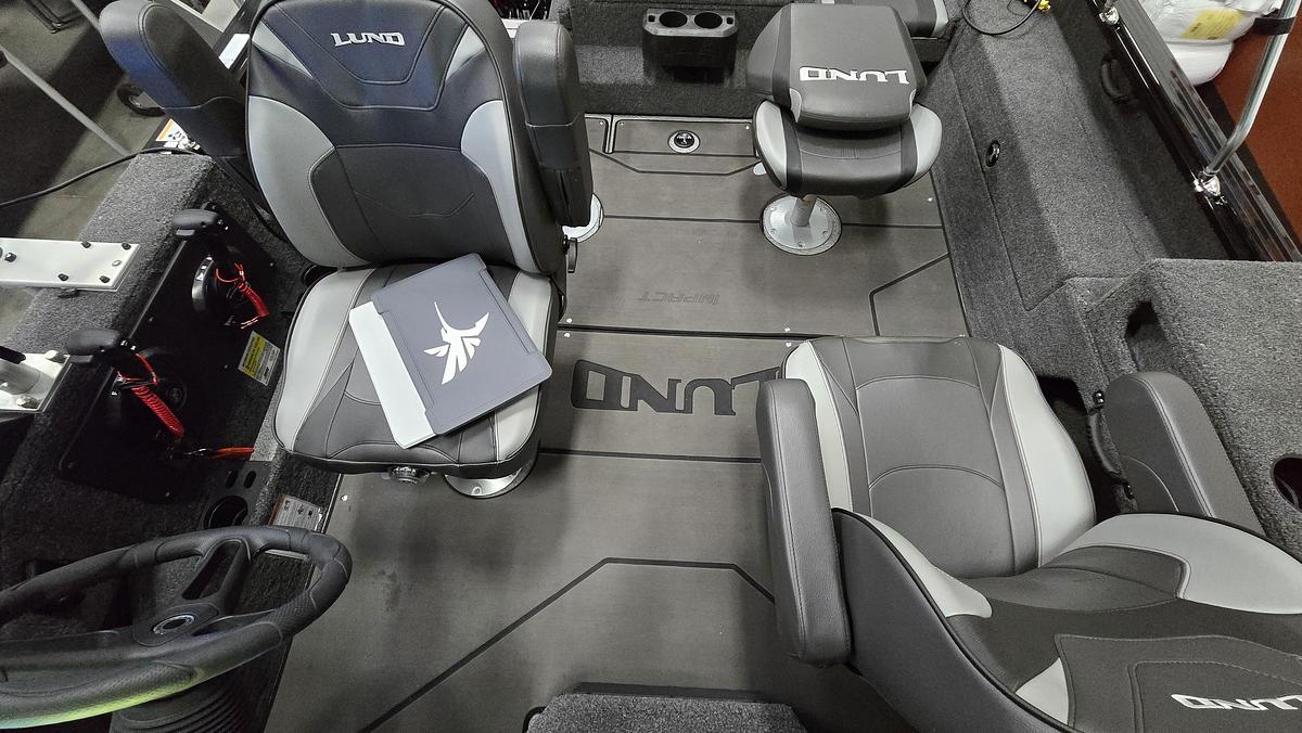 2025 Lund 2075 Impact XS Sport