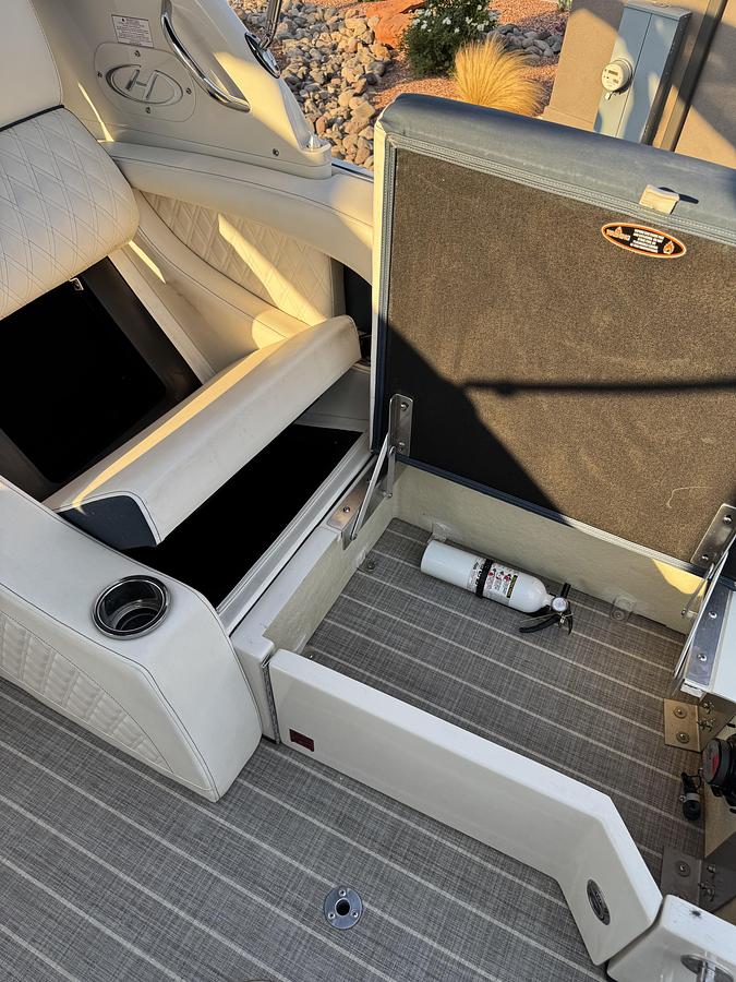 Used 2018 Harris CROWNE 250 DL