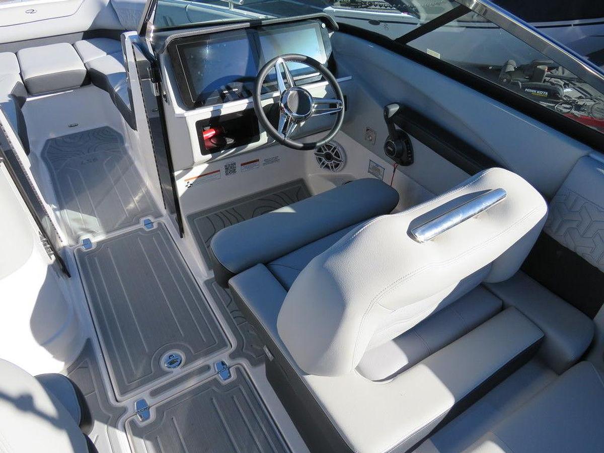 2025 Regal LS6 SURF ULTIMATE