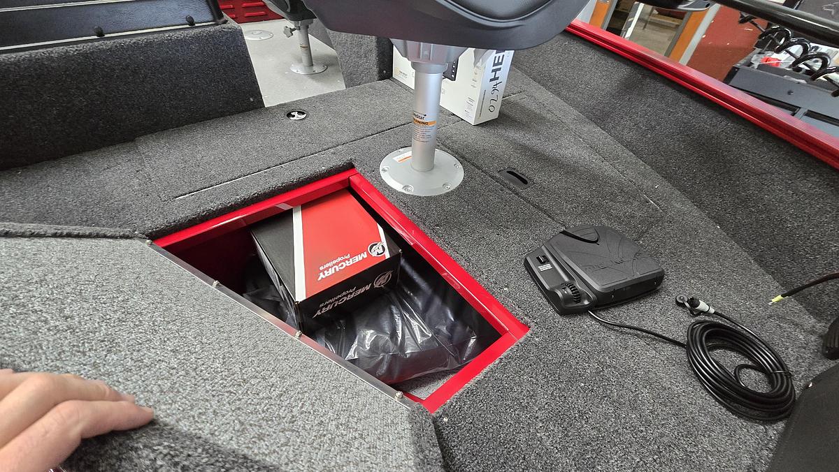 2026 Lund 1650 Angler Sport