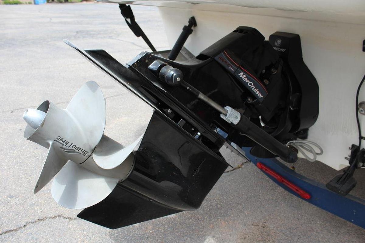 Used 2005 Sea Ray 260 Sundancer