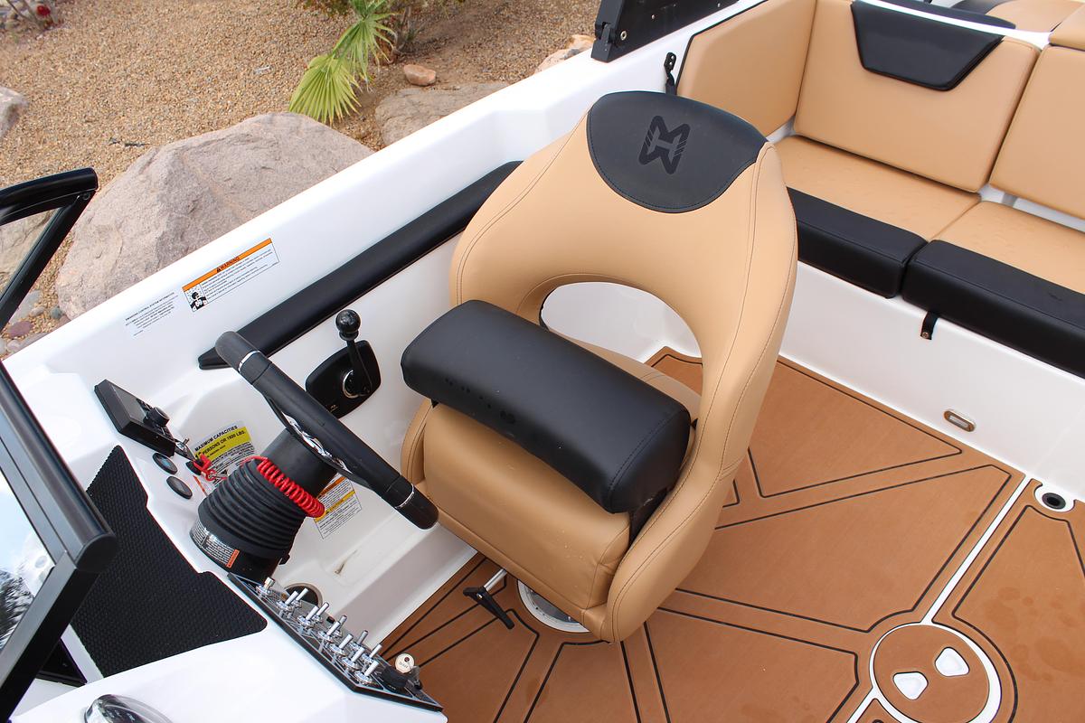 2026 Heyday Wake Boats Wt2 DC