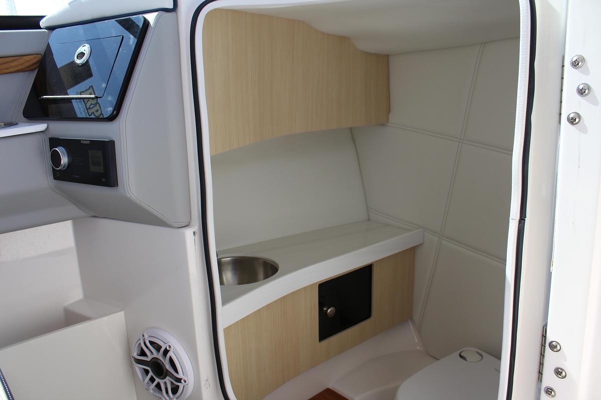 2026 Regal LS9 Surf Ultimate (Dealer Demo)