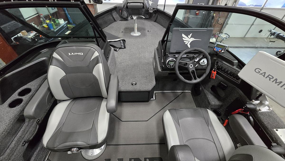 2025 Lund 2075 Impact XS Sport