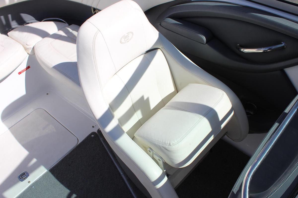 Used 2007 Cobalt 222 BR