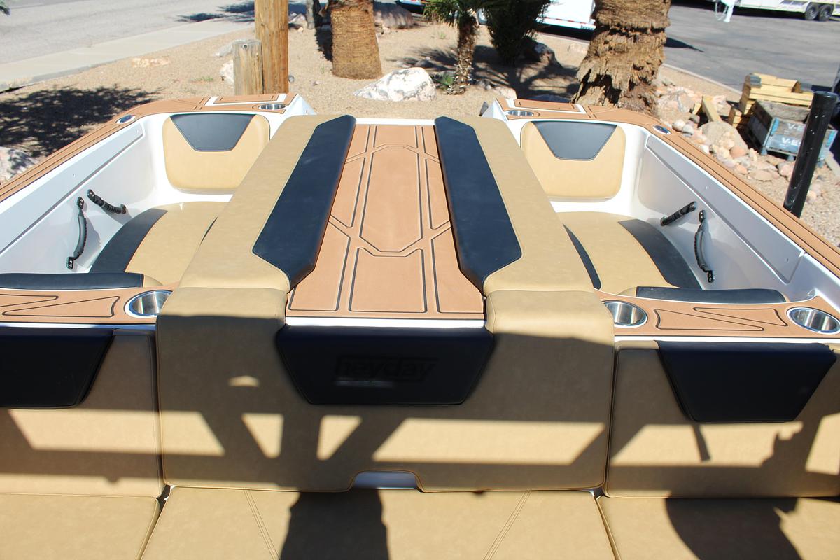 Heyday Wake Boats WTSURF