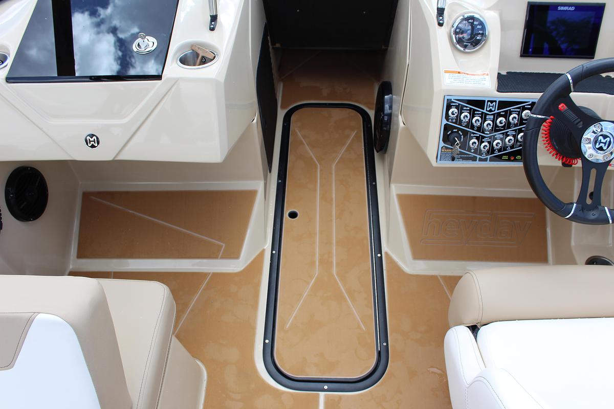 2026 Heyday Wake Boats WTSURF