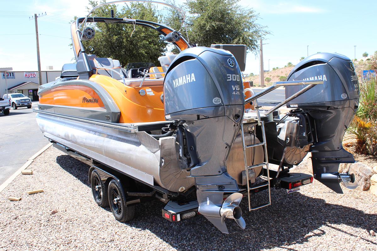 Used 2022 Manitou 250 XT