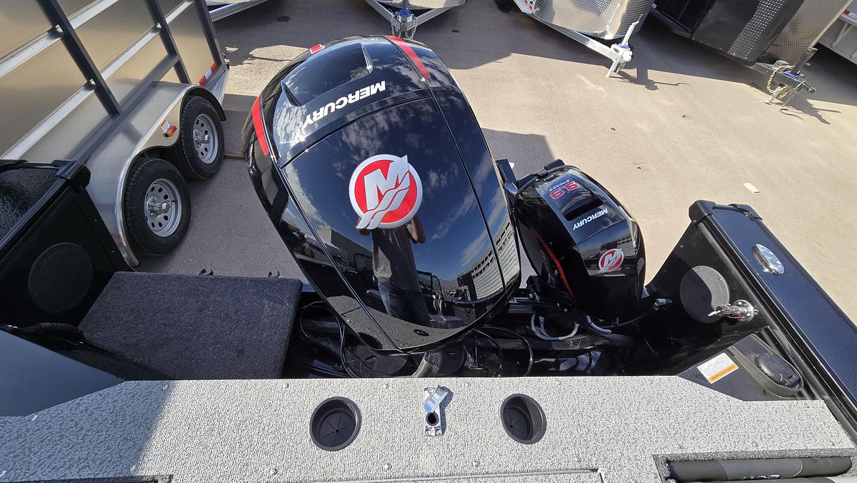 2026 LUND 1875 Fisherman