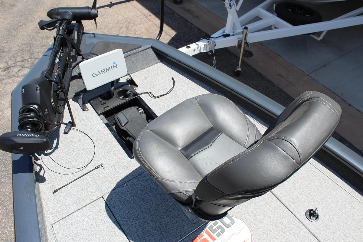 Used 2020  Tracker PRO TEAM 190 TX