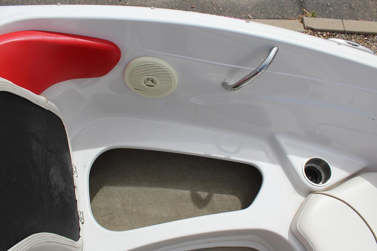 Used 2009 Fourwinns  H180