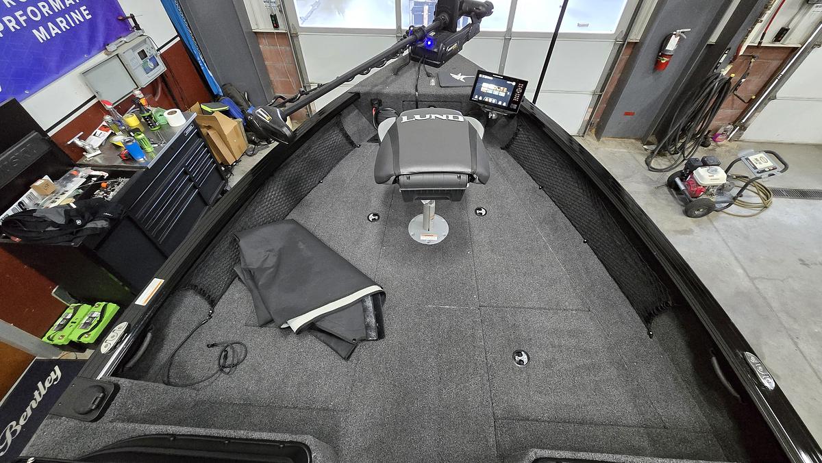 2025 Lund 2075 Impact XS Sport