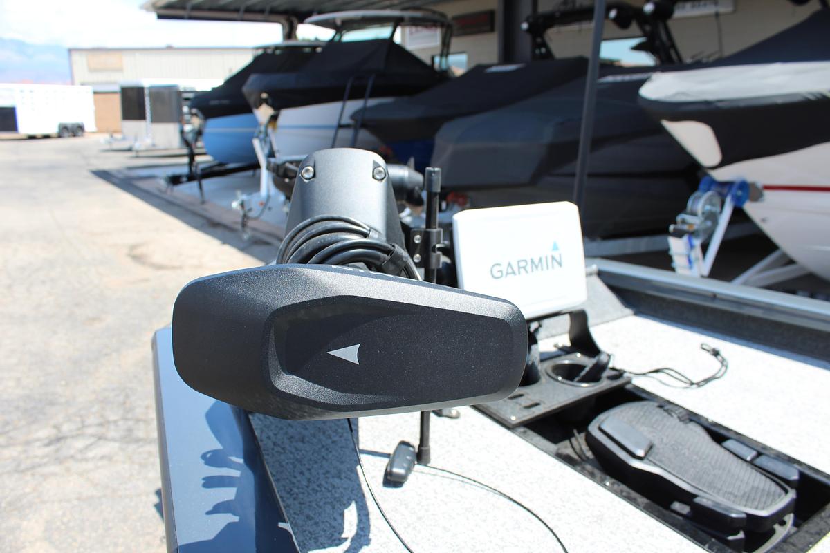 Used 2020  Tracker PRO TEAM 190 TX