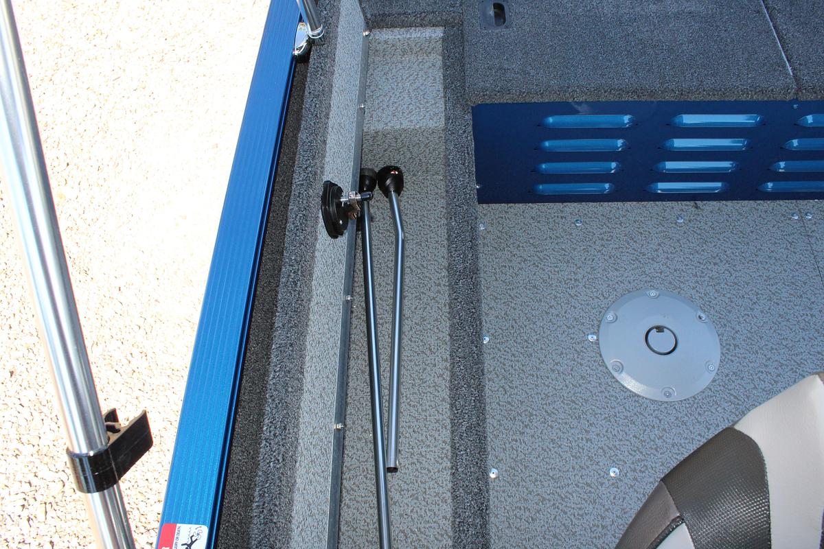 2026 Lund 1650 Angler SS