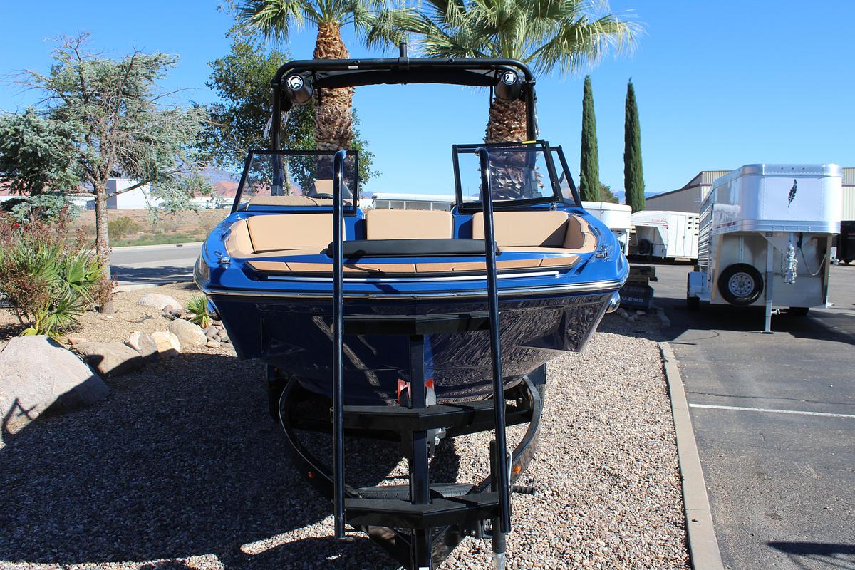 2026 Heyday Wake Boats H22