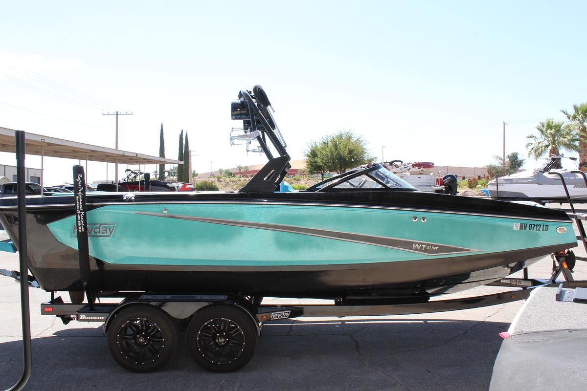 Used 2020 Heyday Wake Boats WTSURF