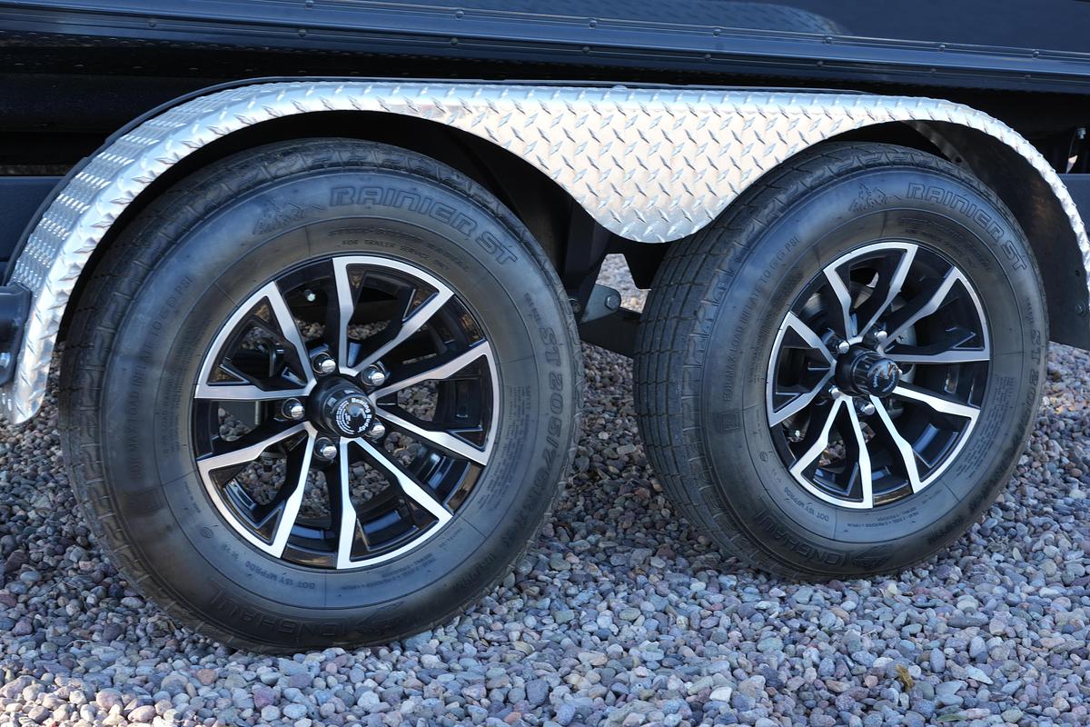 Used 2023 Lund 1875 Crossover XS Sport