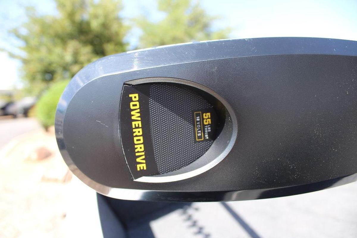 2025 Lund 1650 Angler SS