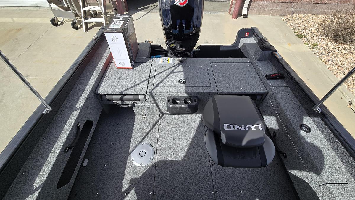 2026 Lund 1775 Adventure Sport