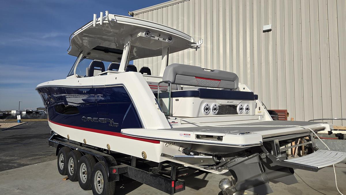 Regal 38 Surf (2026 Utah Boat Show Display Boat)