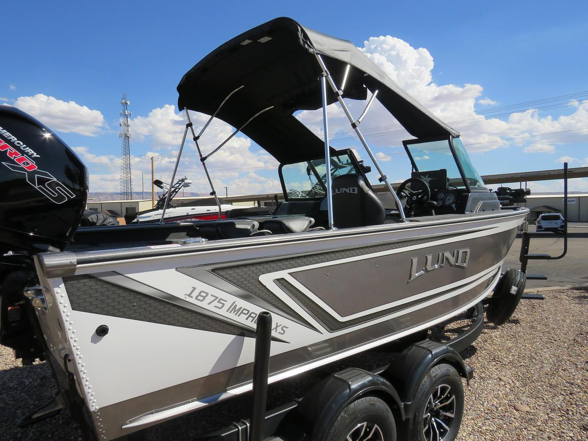 2027 Lund 1875 Impact XS Sport