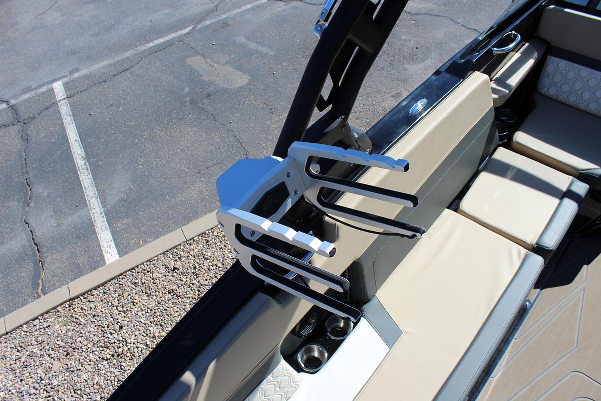 2026 Heyday Wake Boats H22