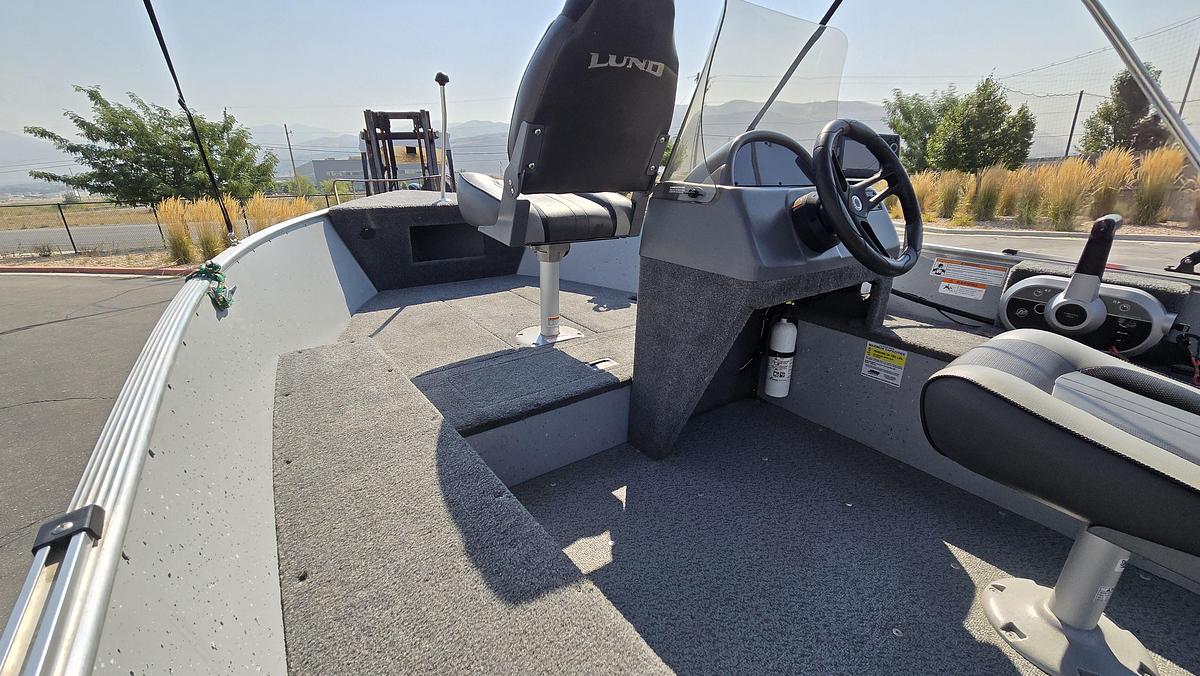 Used 2017 Lund 1600 Fury SS