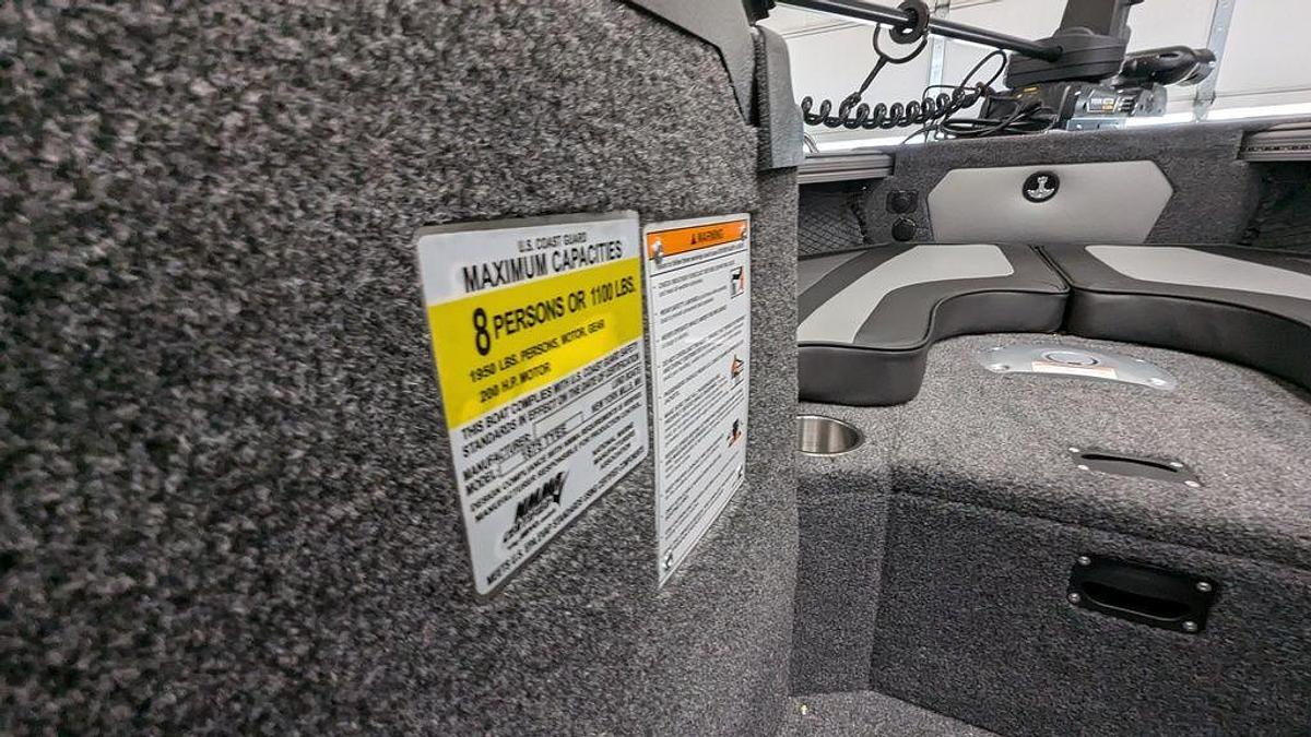 2025 Lund 1875 Tyee Sport