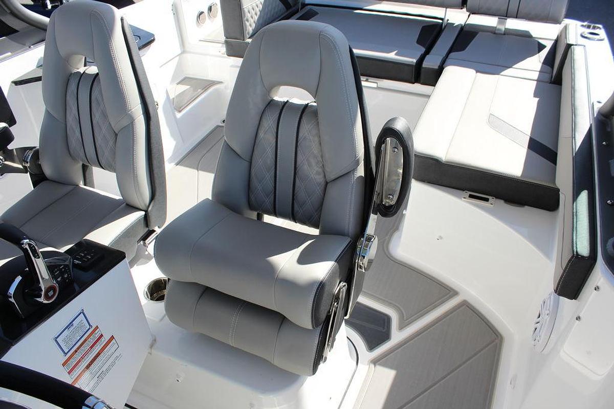 2025 Monterey Elite 27