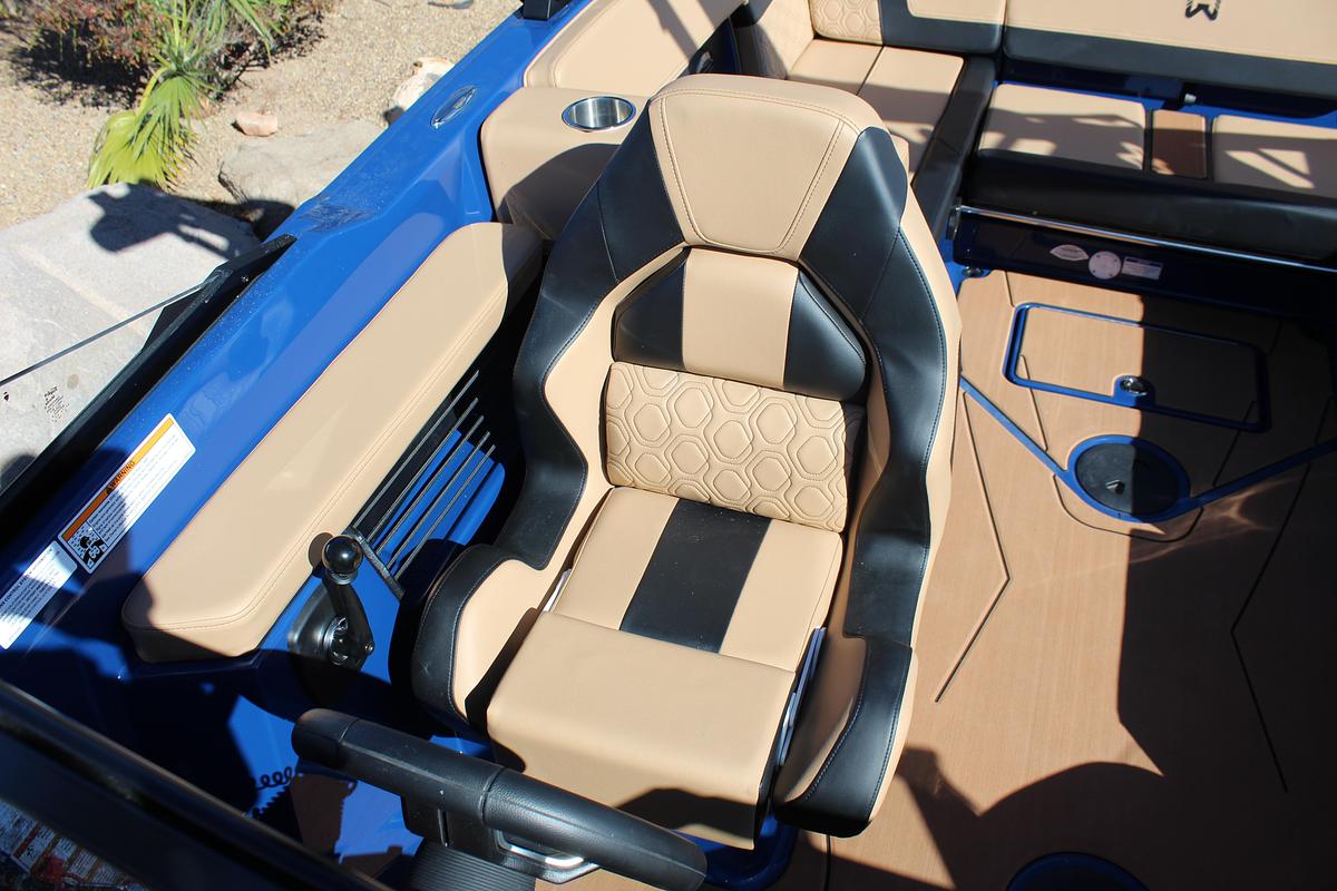 2026 Heyday Wake Boats H22