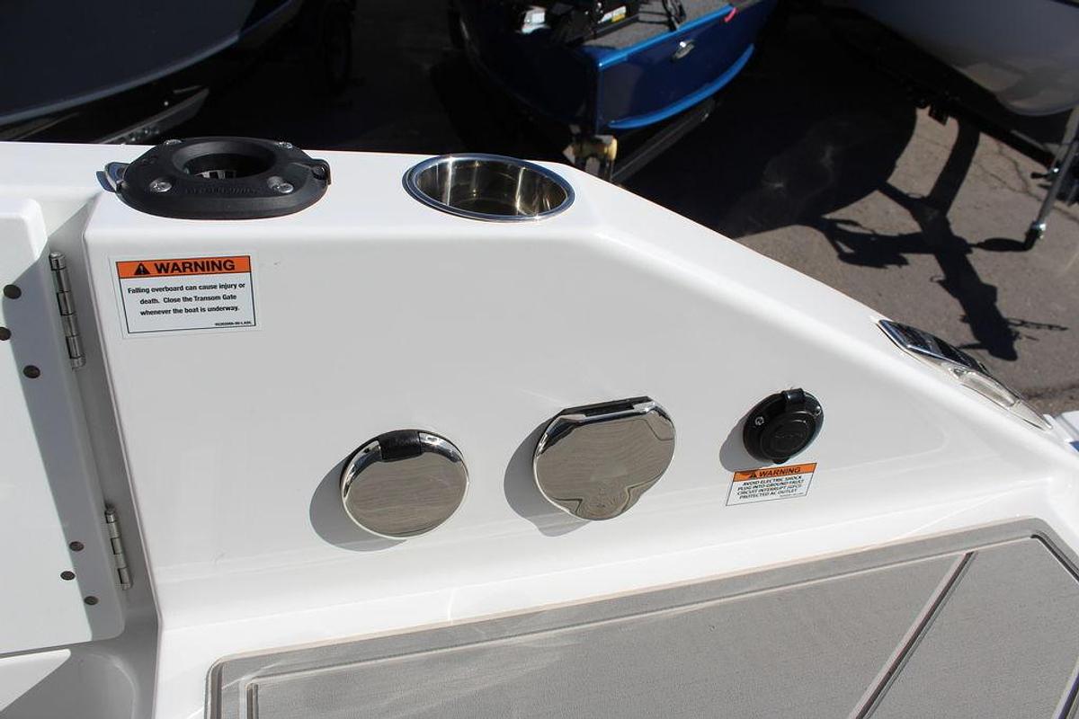 2025 Monterey Elite 27