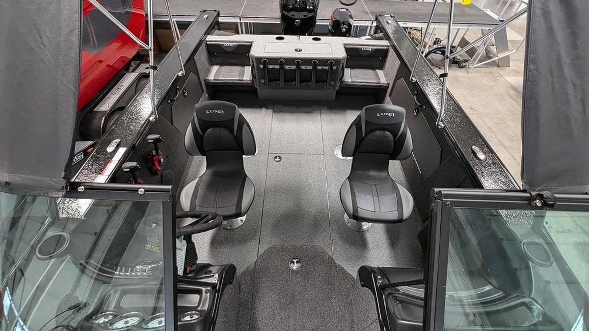 2025 Lund 1875 Fisherman Sport