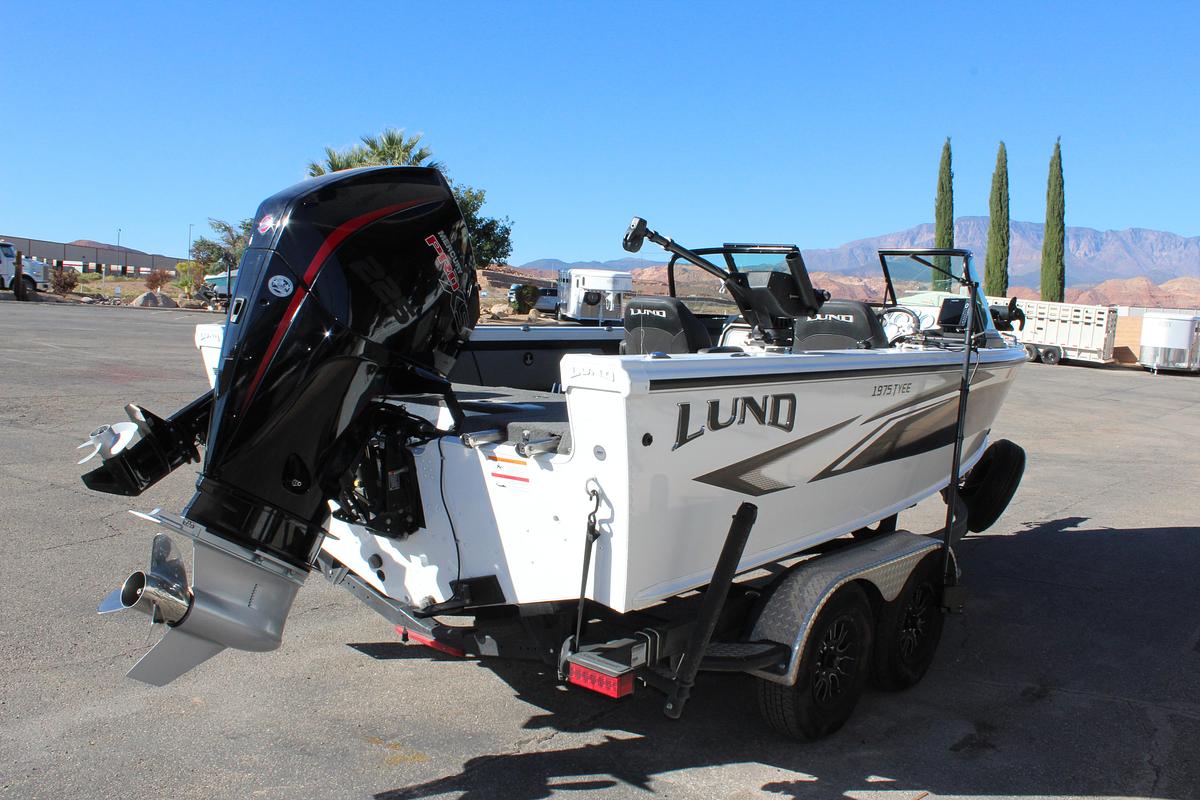 Used 2022 Lund 1975 Tyee Sport