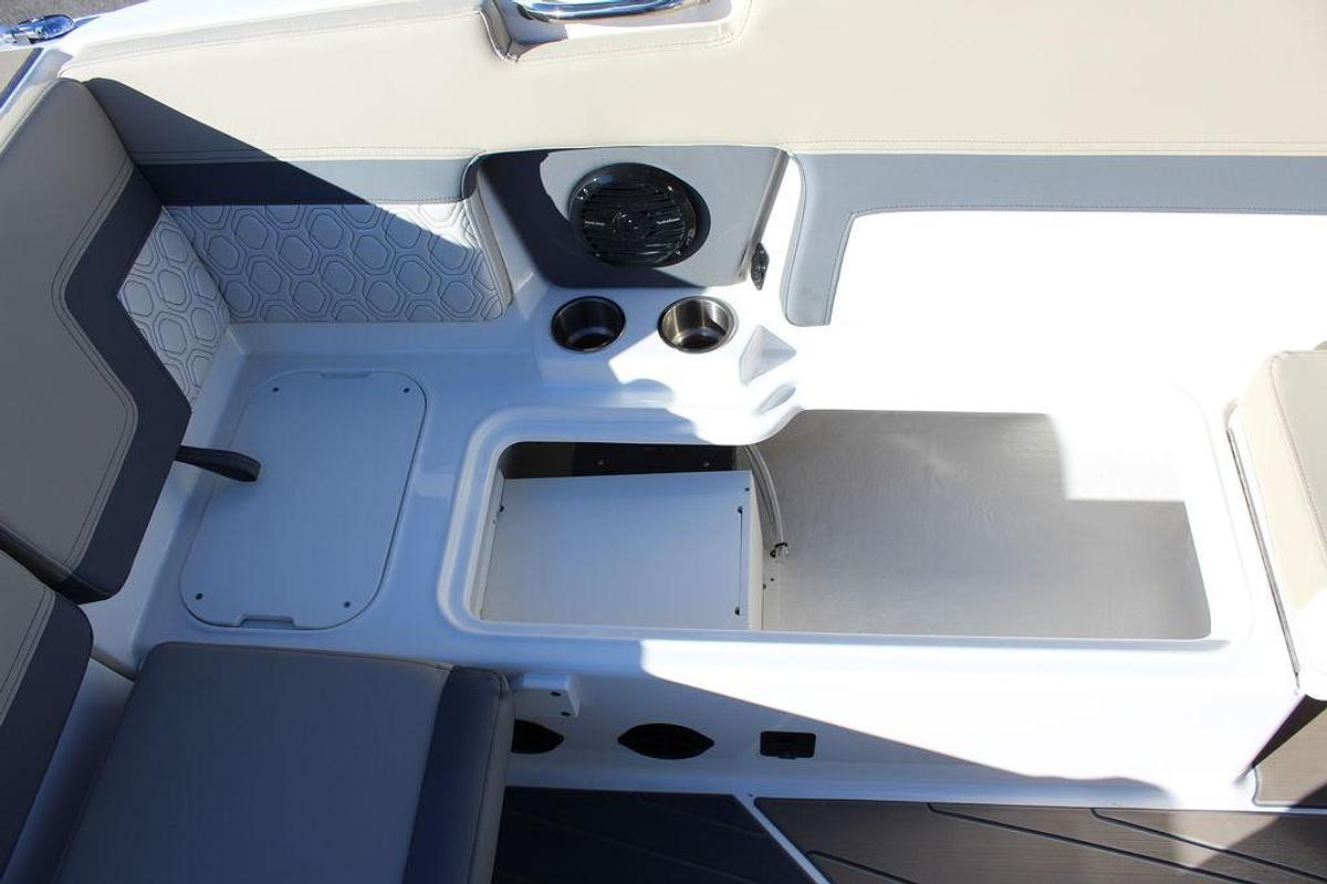 2025 Heyday Wake Boats H22