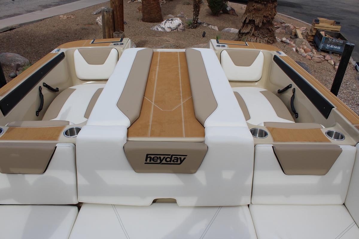 2026 Heyday Wake Boats WTSURF