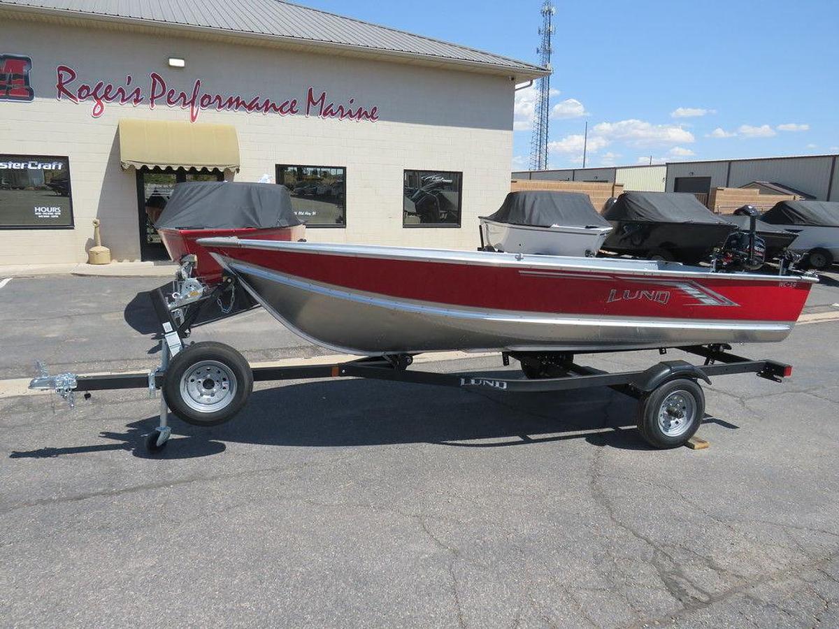 2025 Lund WC-14 Tiller