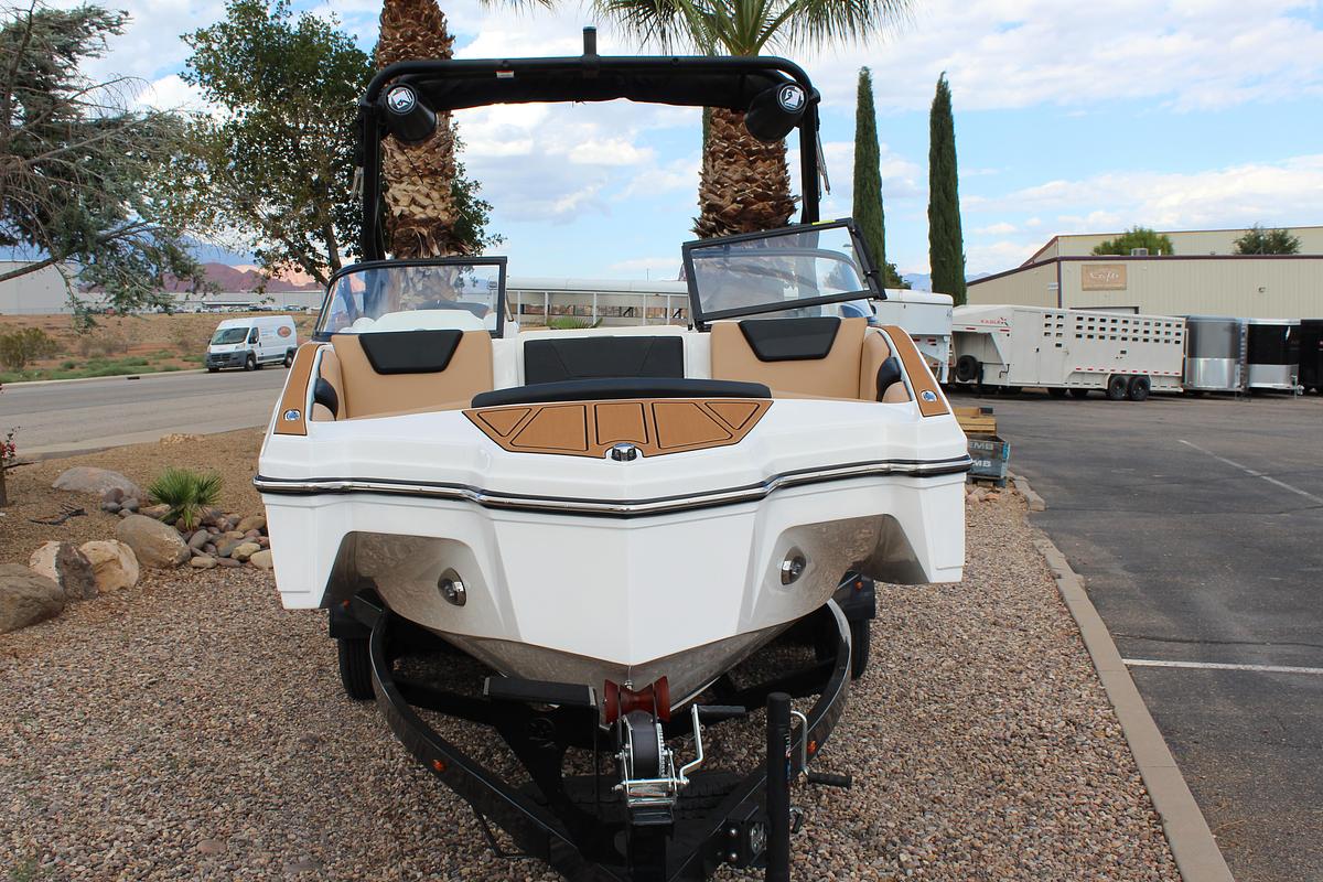 2026 Heyday Wake Boats Wt2 DC