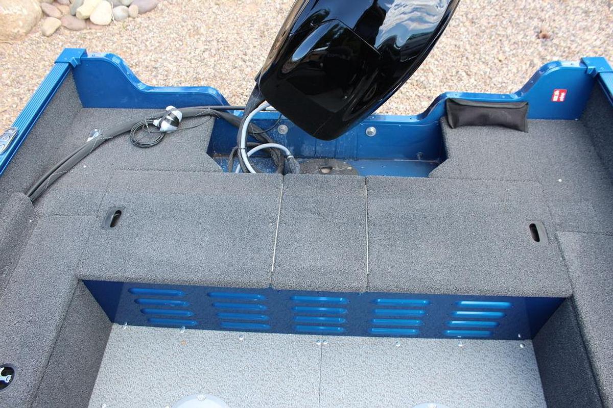 2025 Lund 1650 Angler SS