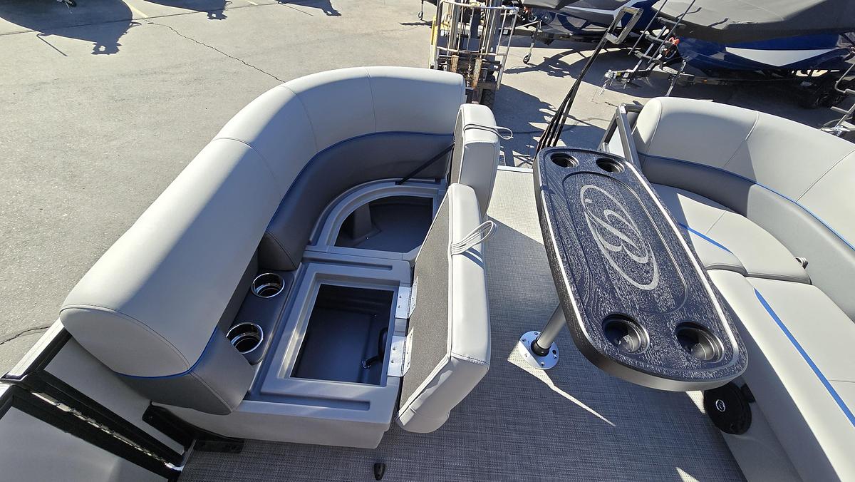 2026 Bentley Pontoons 203 Bolt