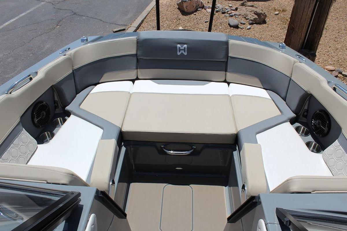 2025 Heyday Wake Boats H22