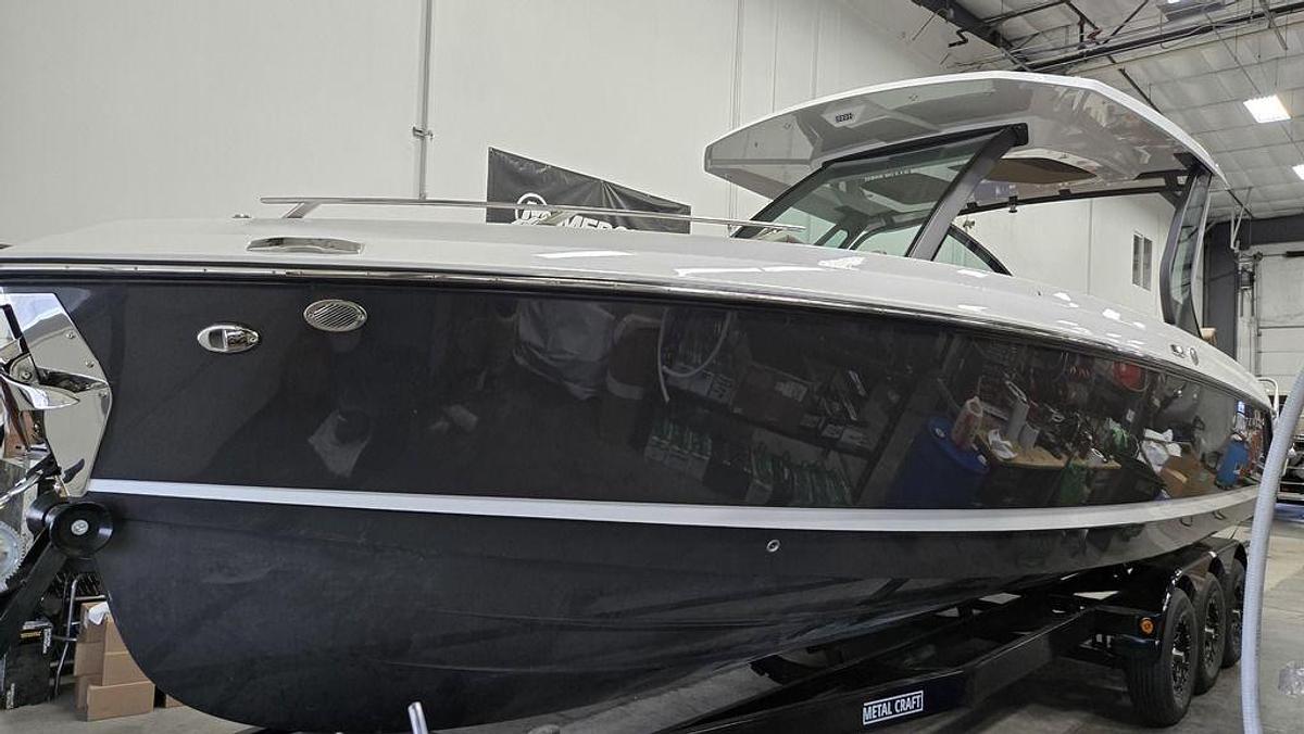 2025 Monterey Elite 30