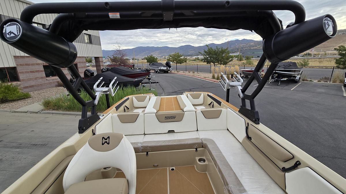 2026 Heyday Wake Boats Wt2 DC