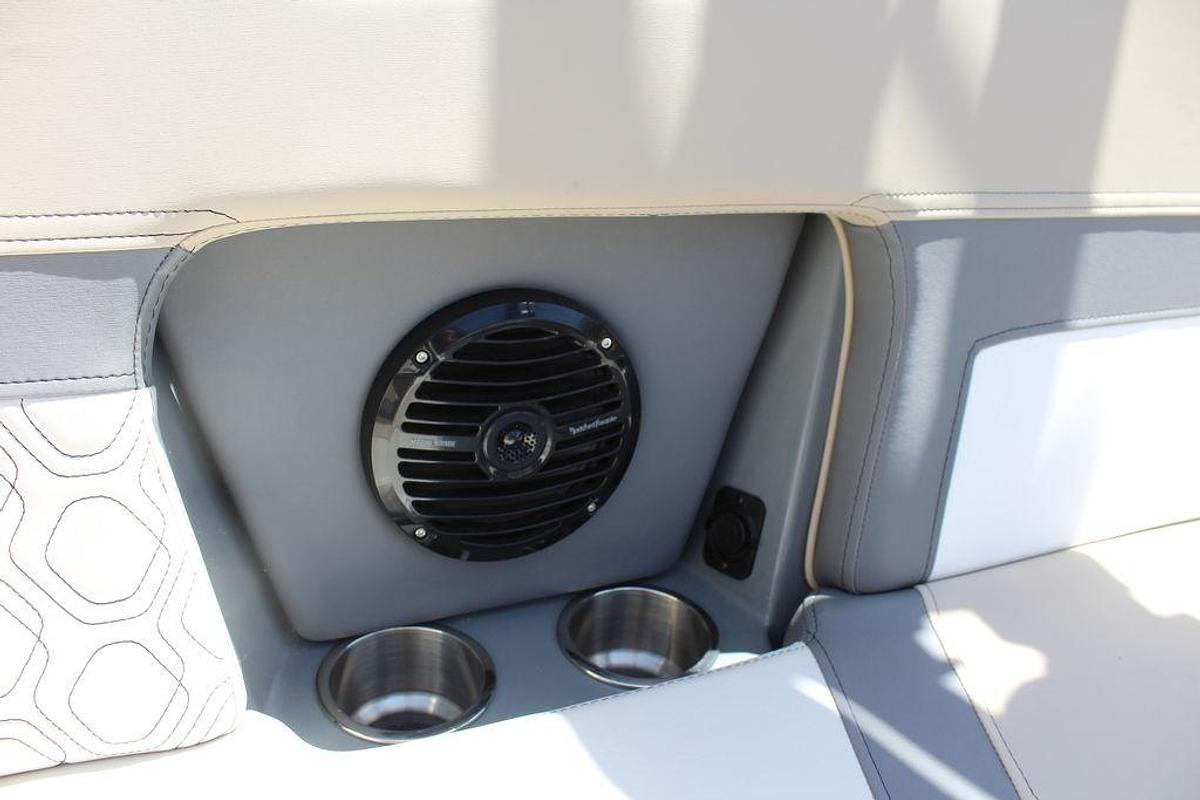 2025 Heyday Wake Boats H22