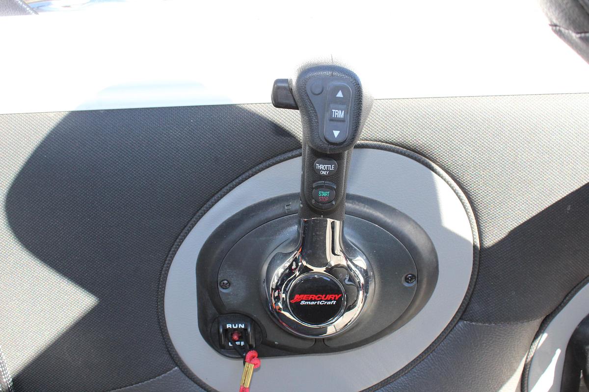 Used 2022 Lund 1975 Tyee Sport