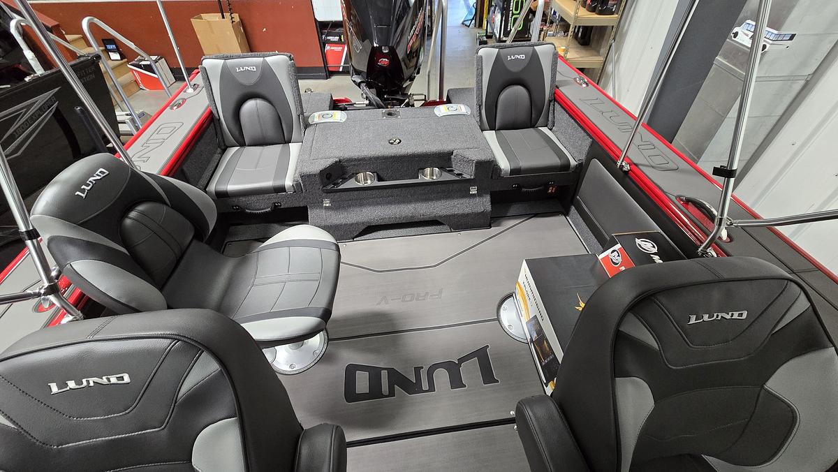 2026 Lund 1975 Pro V Sport