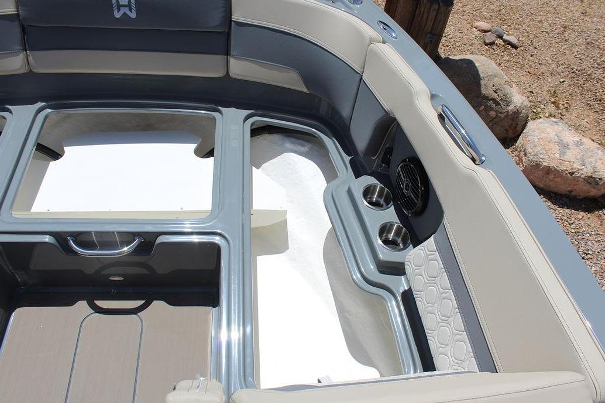 2025 Heyday Wake Boats H22