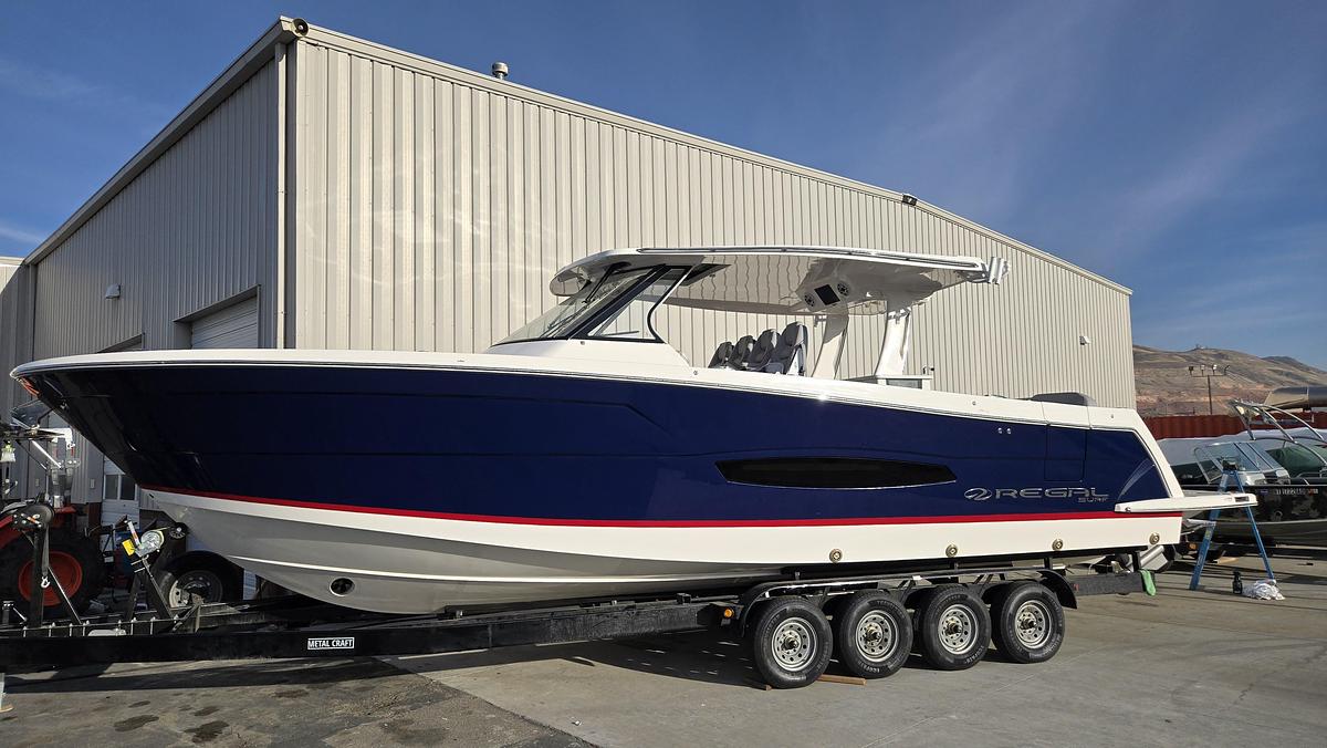 Regal 38 Surf (2026 Utah Boat Show Display Boat)