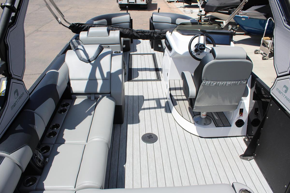 Used 2025 Montara 25 Surf Boss 2.0